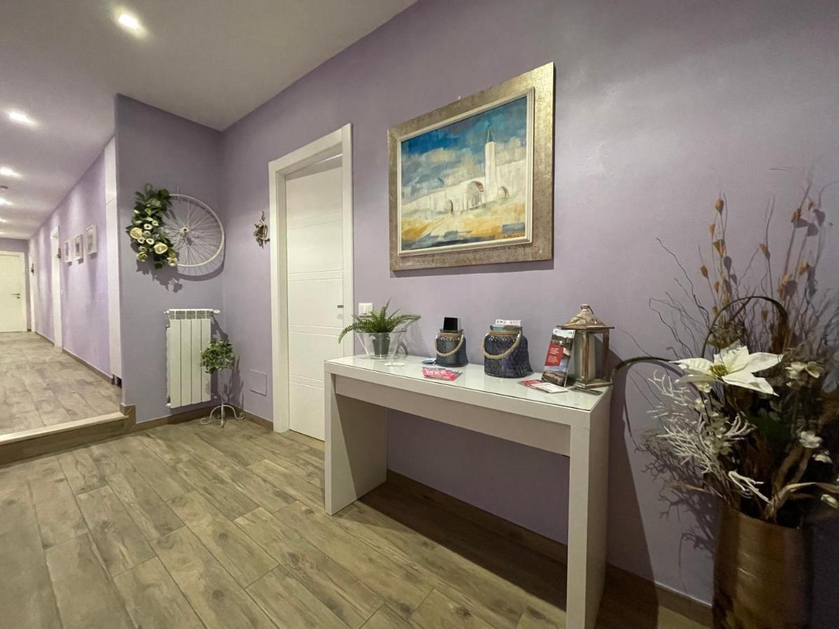 Porta Alla Croce Guest House Firenze Bagian luar foto