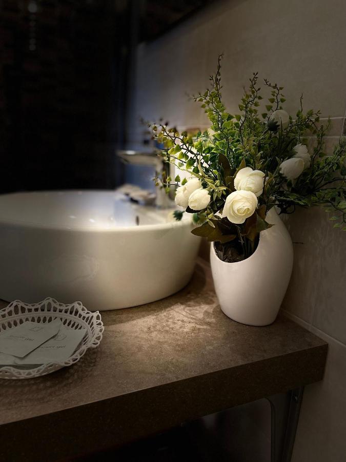 Porta Alla Croce Guest House Firenze Bagian luar foto