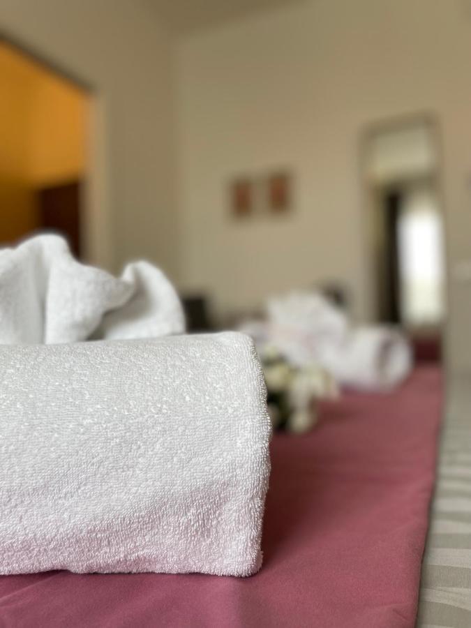Porta Alla Croce Guest House Firenze Bagian luar foto