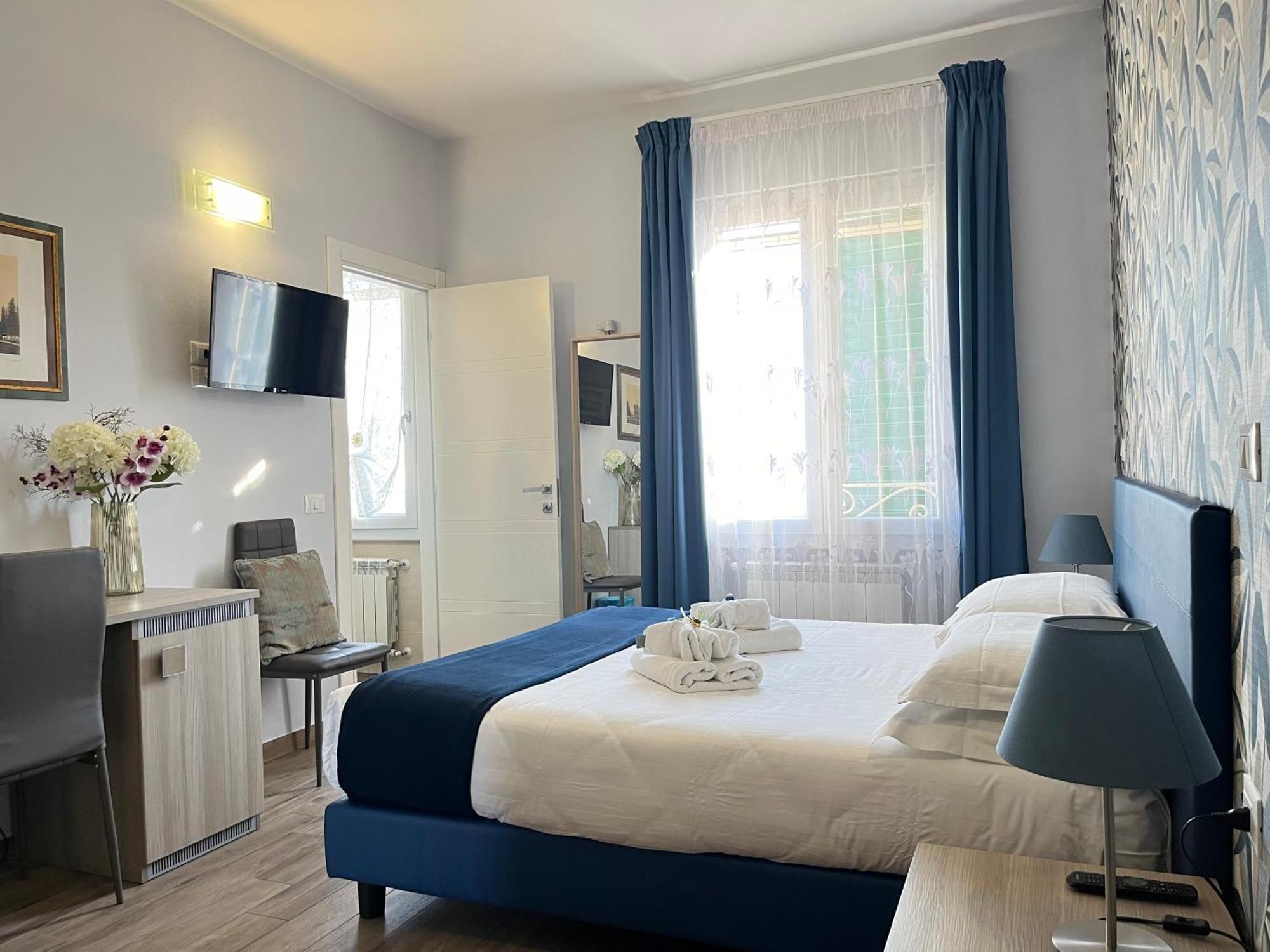 Porta Alla Croce Guest House Firenze Bagian luar foto